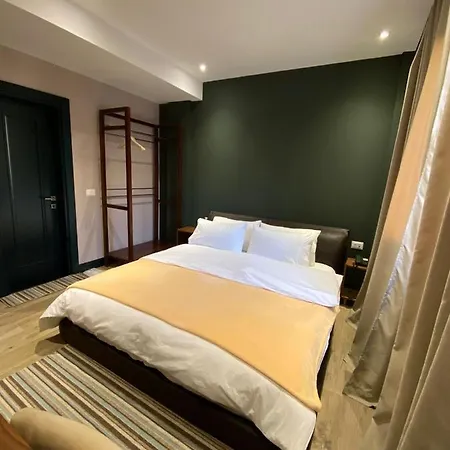 Mergan Hotel *